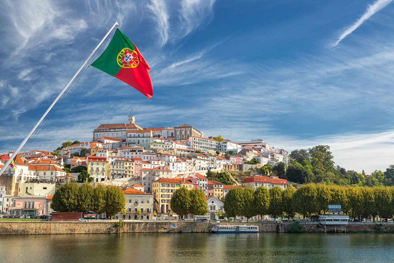 اقامت تمکن مالی پرتغال