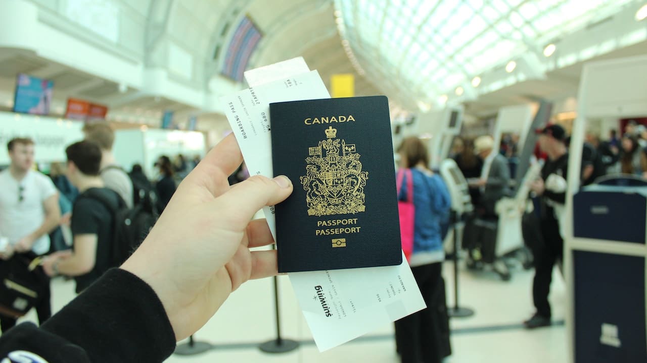 اخذ اقامت کانادا