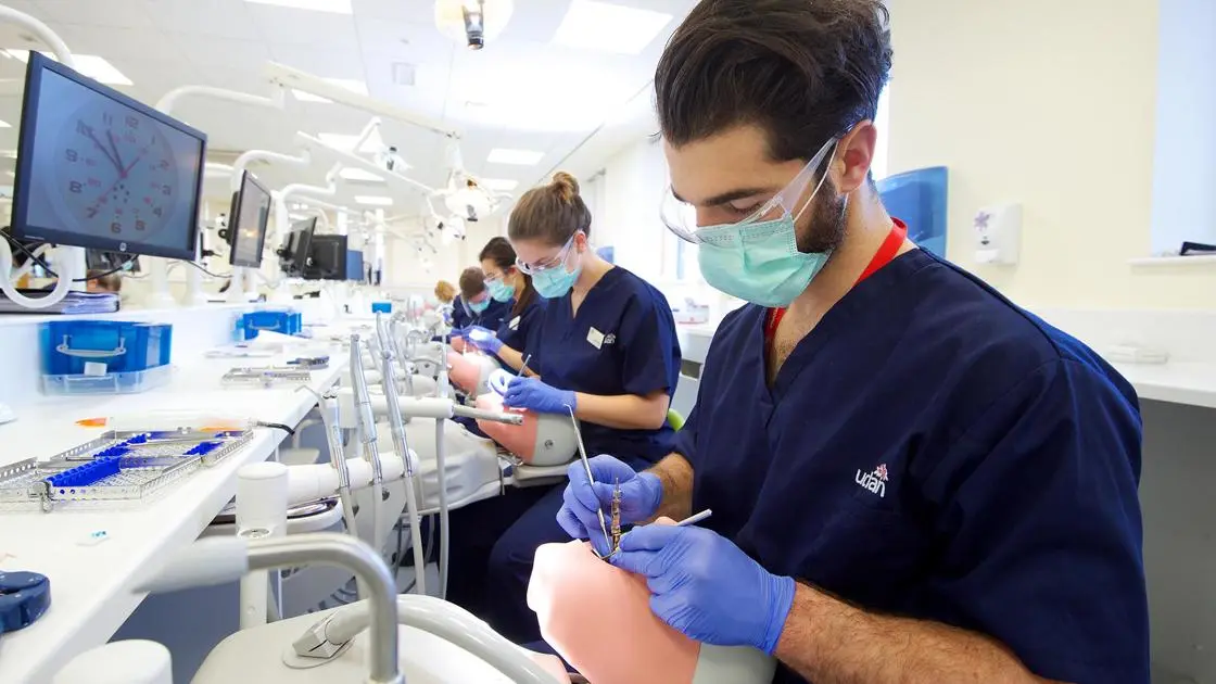 لیست بهترین کشور برای تحصیل دندانپزشکی