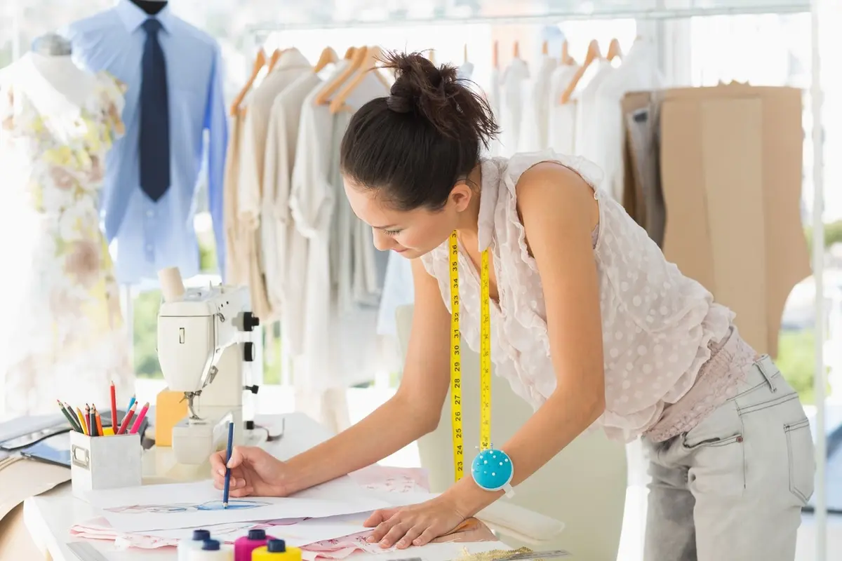 درآمد طراحان لباس در خارج از کشور